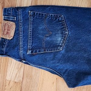 Mens 38 Levi jeans